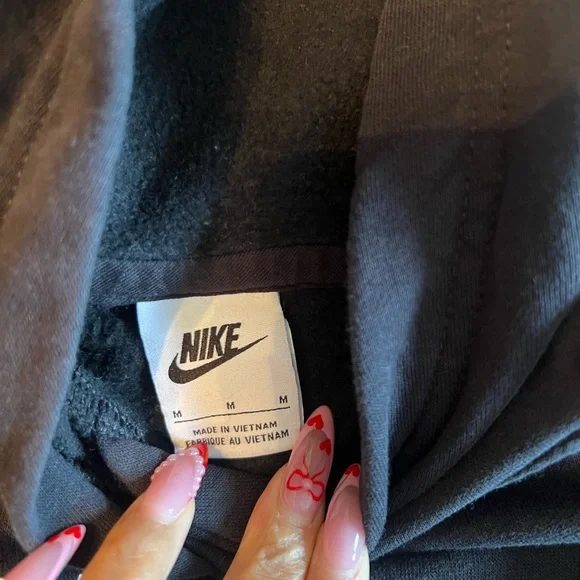 Nike Black Pullover Hoodie and Sweatpants - Picture 4 of 4